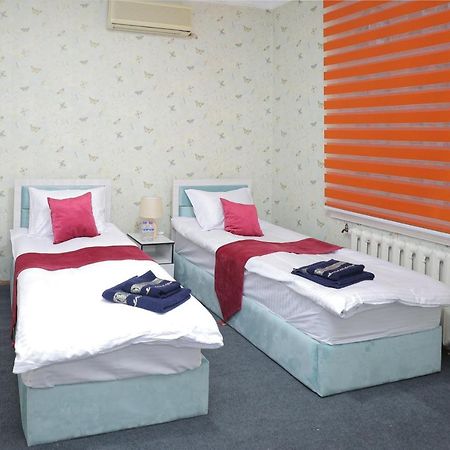 Hotel S & D Hostel Tashkent Ngoại thất bức ảnh